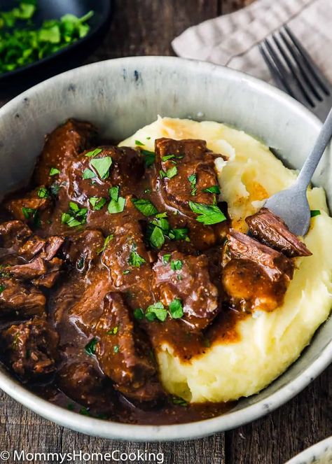 Beef Tips In Instant Pot, Beef Tips With Gravy, Cubed Beef Recipes, Instant Pot Beef Tips, Beef Gravy Recipe, Quick Beef Recipes, Instant Pot Stew, Beef Tip Recipes, Beef Recipe Instant Pot