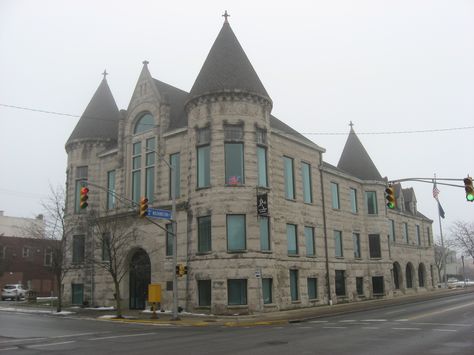 Kokomo Indiana, Indiana Travel, Romanesque Architecture, New England Fall, Stone Arch, Peru Travel, Historic Places, Historic Preservation, Fire Station