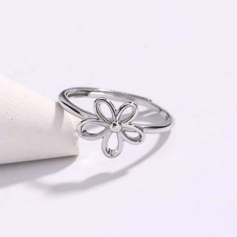 Flower Ring Adjustable! 0.7in In Diameter Pet Friendly Home Smoke Free Home Cute Rings Silver Unique, Pretty Silver Rings, Stylish Jewelry Accessories, Flower Rings, Embellished Fashion, Silver Rings Simple, Silver Gold Jewelry, Cheap Rings, Single Ring