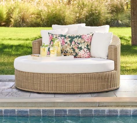 Huntington Outdoor Collection | Wicker Patio Furniture | Pottery Barn Platform Daybed, Metal Outdoor Side Table, Wicker Daybed, Outdoor Furniture Fabric, White Slipcovers, Patio Daybed, Washable Slipcovers, Backyard Renovations, Outdoor Wicker Furniture