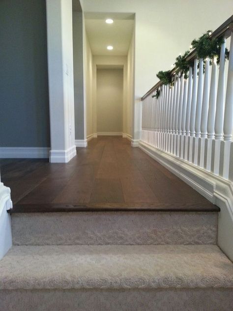 flooring for upstairs hallway and bedrooms Carpet Diy, Hardwood Stairs, Hallway Flooring, Staircase Makeover, Hallway Carpet Runners, Stair Remodel, Upstairs Hallway, Hallway Carpet, Upstairs Bedroom