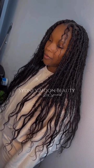 Jah Locs, Haircuts For Round Faces, Twa Hairstyles, Weave Ponytail Hairstyles, Faux Locs Hairstyles, Protective Hairstyles Braids, Pretty Braided Hairstyles, Magic Hair, Pixie Haircuts