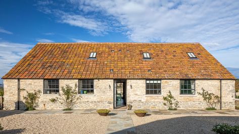 Stable Conversion Ideas, Barn Conversion Interiors Open Plan, Small Barn Conversion Interiors, Stone Barn Conversion, Modern Barn Conversion, Barn Conversion Kitchen, Barn Conversion Exterior, Stable Conversion, Barn House Conversion