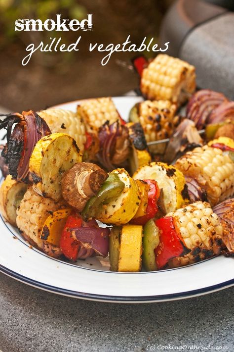 Vegan Grill, Smoker Grill Recipes, Smoked Vegetables, Smoker Cooking, Pellet Grill Recipes, Traeger Recipes, Grilled Veggies, Smoker Recipes, Smoked Food Recipes