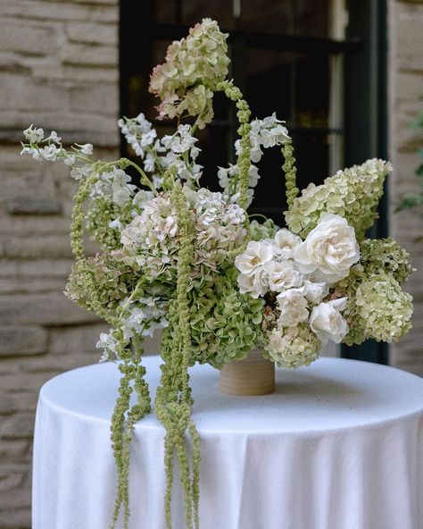 Kenia Z. Florals | a bar should always be a moment. ✨ Venue: Private Estate in Beverly Hills, Ca Planner: @weddingkate Photography: @brandi.crocket.photo… | Instagram Hanging Amaranthus Wedding, Greenhouse Editorial, Amaranthus Wedding, Green Hydrangea Wedding, Hanging Amaranthus, Green Wedding Flowers, Green Centerpieces, Wedding Reception Flowers, Hydrangeas Wedding