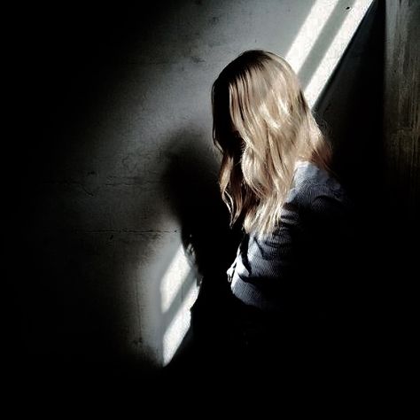 jennifer jareau aesthetic Prison Woman Aesthetic, Divorce Aesthetic Pictures, Jj Jareau Aesthetic, Still Beating Jennifer Hartmann Aesthetic, Then She Was Gone Aesthetic, Chains Aesthetic Prisoner, Sharon Carter Aesthetic, Private Detective Aesthetic, Still Beating Book Aesthetic