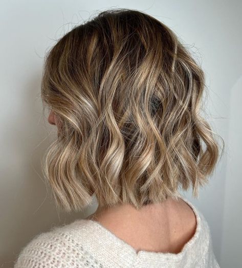 Beach Waves Bob Hair, Beachy Waves Short Hair, Neck Length Hair, Long Asymmetrical Bob, Curled Bob, Short Hair Waves, Wavy Lob, Beach Wave Hair, How To Curl Short Hair