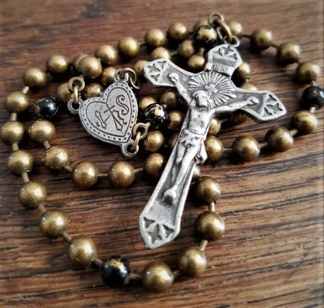 Rare Authentic Old Prototype Military Brass Pull Chain Rosary Circa WW1 Chain Rosary, Barbie Christmas Ornaments, Christmas Barbie, Fun Bracelet, Holiday Barbie, Vintage Bunny, Brass Pulls, Pull Chain, Glass Heart