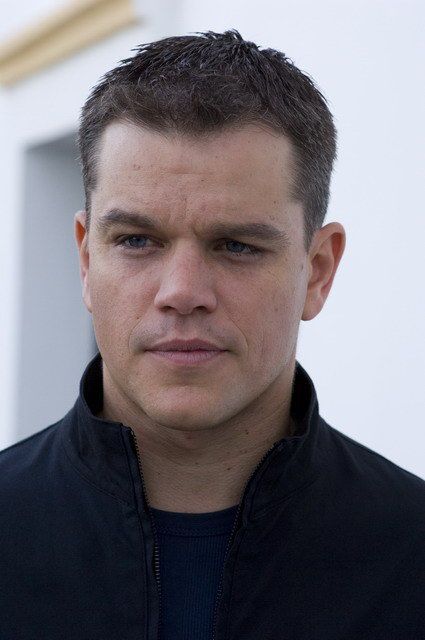 Jason Bourne , beyond a great series . Matt Damon Haircut, Matt Damon Bourne Identity, Mat Damon, Matt Damon Jason Bourne, Bourne Identity, Kristen Ashley, Jason Bourne, Matt Damon, Actrices Hollywood