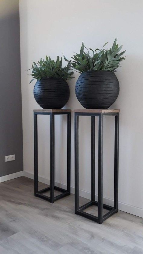 Plant Decor Indoor, Hall Decor, Home Entrance Decor, House Plants Decor, Entrance Decor, Decor Home Living Room, Decor Minimalist, Design Case, Rooms Home Decor