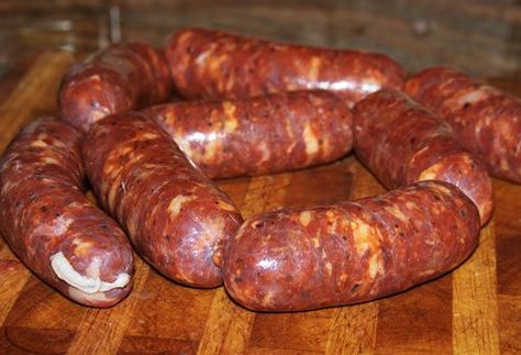 Venison Sausage, Homemade Italian Sausage, Sausage Making Recipes, Italian Sausages, Homemade Sausage Recipes, Mexican Chorizo, Chorizo Recipes, Italian Sausage Recipes, Hot Italian Sausage