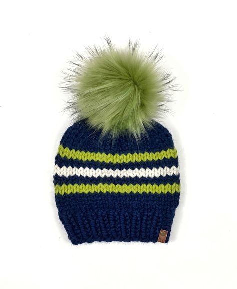 I love stripes! That’s all 😘 #beanie #seahawks #gohawks #knit #knithat #knitting #fauxfur #hat #giftidea #stripes #lionbrandyarn #bulkyknits #knittersofinstagram #handmade #handknit #kitchenklutter Seahawks Crochet, Bee Hat, Fur Pom Pom Hat, Loom Knitting Projects, Knotted Beanie, Animal Knitting Patterns, Crochet Bee, Super Bulky Yarn