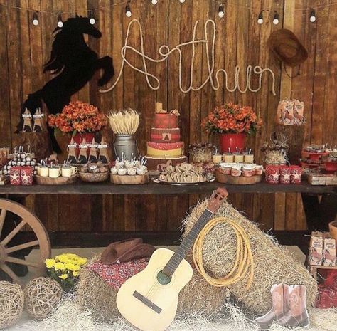 Sweet 16 Party Ideas: 16 Amazing Teen Party Themes Candy Bar Vaquero, Pbr Birthday Party, Girls 16th Birthday Party Ideas, Vaquero Theme Party, 16th Birthday Party Ideas, Teen Party Themes, 16 Party Ideas, Sweet 16 Party Ideas, Cowboy First Birthday