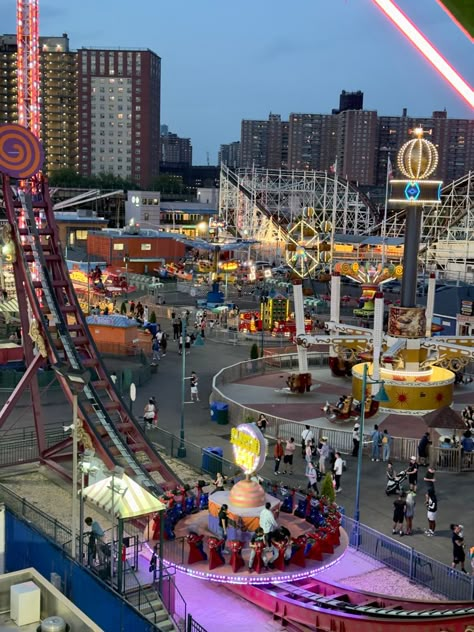 Coney Island Luna Park, Coney Island Aesthetic, Cony Island, Aesthetic Carnival, Fair Aesthetic, Island Birthday, Pride Aesthetic, Coney Island Baby, Carnival Date