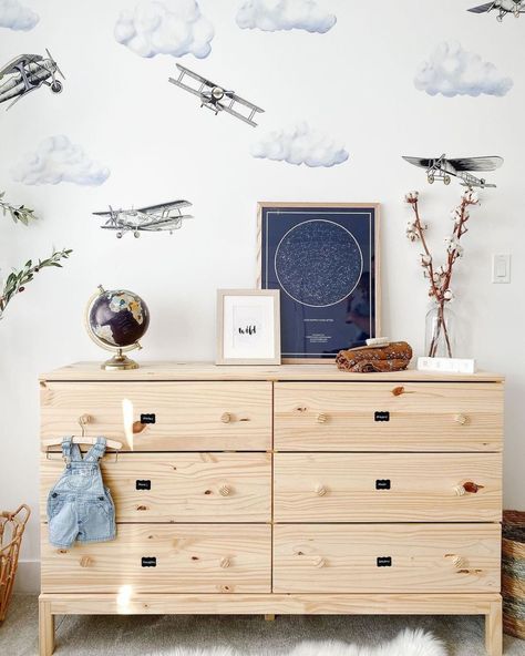 The Night Sky (@thenightskyio) • Instagram photos and videos Airplane Wall Decals, Aviation Themed Bedroom, Airplane Boy Nursery, Airplane Room For Boys, Baby Boy Airplane Nursery, Airplane Toddler Room, Airplane Bedroom Ideas, Airplane Nursery Ideas, Leo Nursery