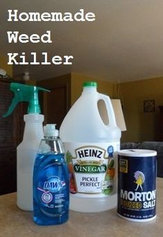 DIY Homemade Weed Killer Have you noticed the price of Roundup lately? Wow, that stuff is expensive. It does work great, however, to kill weeds that you get in the nooks and crannies of your sidewalks and patio. What if there was an inexpensive alternative? There is! When I saw this article I knew I had to give this natural weed killer a tr Vinegar For Weeds, Homemade Plant Food, Lavender Linen Spray, Killing Weeds, Dawn Dish Soap, Liquid Dish Soap, Linen Spray, White Vinegar, Gardening For Beginners