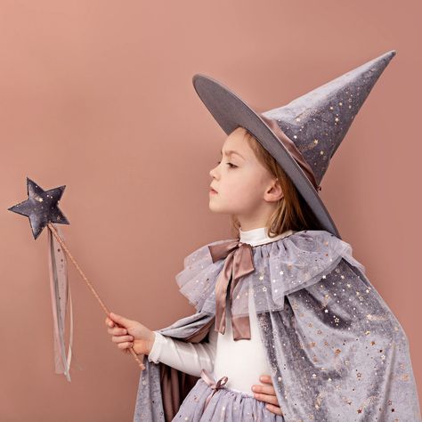 Debbie Jovel petit-swag Mimi & Lula Halloween 24 "Witch, please!" Wrapped Sticks, Witch Wand, Halloween Pajamas, Felt Fairy, Pajama Outfits, Makeup Clothes, Glitter Ribbon, Witch Costume, Accessories Brand