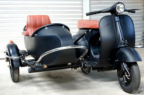 Vespa Sidecar, Sidecar Motorcycle, Vespa Vbb, Vespa Vintage Italy, Scooters Vespa, Custom Vespa, Vintage Moped, Classic Vespa, Retro Scooter