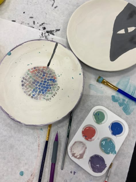 Painted Ceramic Plates Aesthetic, Star Bowl Pottery Painting, Painted Pottery Jewelry Dish, Mirrorball Pottery Painting, Ceramic Painting Jewelry Dish, Plate Painting Aesthetic, Mamma Mia Pottery Painting, Poterry Painting Ideas Easy, Clay Pottery Painting Ideas