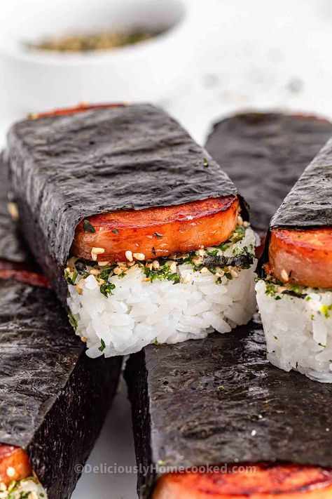 Spam Musubi recipe Spam Teriyaki Recipe, Spam Mitsubishi, Musubi Rice Recipe, Spam Musubi Recipe Easy, Spam Nigiri, Spam Recipes Breakfast, Ikura Recipe, Japanese Party Food, Hawaiian Musubi