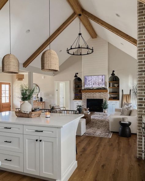 https://www.instagram.com/p/CZOd5EDBthW/?utm_medium=share_sheet Vaulted Ceiling Ideas, Vaulted Ceiling Lighting, Vaulted Ceiling Living Room, Modern Wood Coffee Table, Paint Cabinets White, Brick Columns, Wood Dining Room Table, White Shiplap Wall, Open Concept Living Room