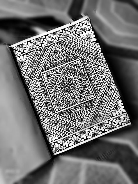 Square Mandala Design Pattern, Mandala Square Drawing, Drawing For Relaxation, Mandala Square Design, Rectangle Mandala Design, Mandala Art In Square, Square Mandala Drawing, Square Mandala Art, Relaxing Drawing Ideas