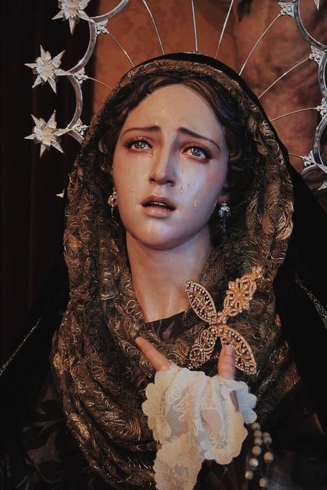 Lady Of Sorrows, Mama Mary, Mary Statue, Our Lady Of Sorrows, Blessed Mother Mary, Holy Mary, Blessed Virgin Mary, Catholic Art, Blessed Mother