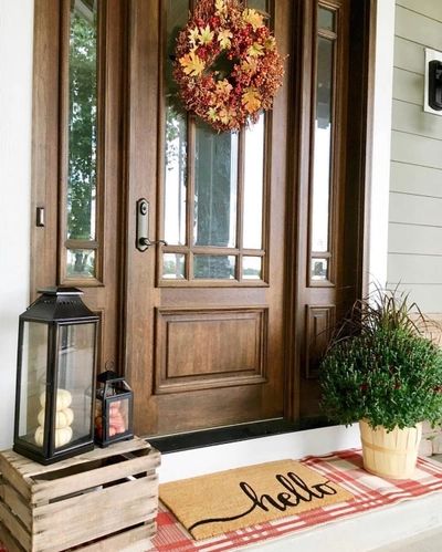 Doors Decoration, Glass Front Entry Doors, Stained Front Door, Front Veranda, Exterior Doors With Sidelights, Porch Lanterns, Mahogany Front Door, Doormat Ideas, Door Sidelights