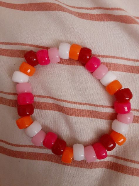 Lesbian Kandi Bracelet, Lesbian Jewelry Diy, Lesbian Accessories, Lesbian Bracelet, Pride Crafts, Diy Kandi Bracelets, Pride Necklace, Diy Kandi, Pride Bracelet