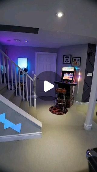 NFL Blitz Legends Arcade Machine Airbnb Game Room Ideas, Home Arcade Room Ideas, Small Game Room Ideas For Adults, Arcade Room In House, Home Arcade Room, Garage Bar Ideas Man Caves, Arcade Basement, Sports Man Cave Ideas, Home Game Room Ideas