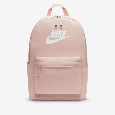 Cute Simple Backpacks, Preppy Nike Backpack, Neutral Backpack Aesthetic, Book Bags For High School Nike, Cute Nike Backpacks, Nike Pink Backpack, Trendy Backpacks For School, Bookbags For Middle School, Pink Nike Backpack