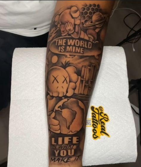 Kaws Sleeve Tattoo Ideas, Kaws Doll Tattoo, Kaws Tattoo Ideas Stencil, Kaws Tattoo Design, Kaws Tattoo Sleeve, Kaws Tattoo, Arm Tattoos For Guys Forearm, Tattoos Inspo, Doll Tattoo