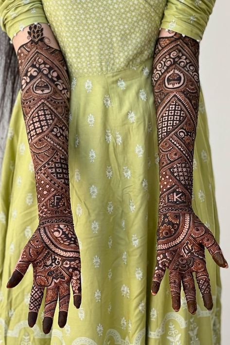 Looking for latest and beautiful mehndi designs for your bridal mehndi look? Find the top mehndi inspiration gallery here with 200+ designs from well-known mehndi artists of India. #mehendi #henna #mehndidesign #indianwedding Full Hands Bridal Mehndi Designs, Arabic Mehndi Designs For Bride, Pakistani Henna Designs Bridal Mehndi, Latest Bridal Mehendi Designs 2023, Full Arm Mehendi, Pair Mehndi Design Bridal, 3d Mehendi Designs For Hands Bridal, 3d Mehendi Designs For Bride, Mehendi Designs For Bride Bridal Mehndi Full Hand