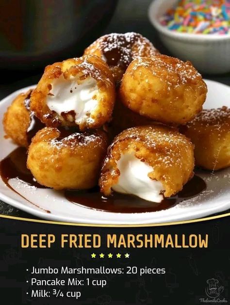 Deep Fried Marshmallows, Fried Marshmallows, Fried Smores, Marshmallow Dessert Recipes, Deep Fried Desserts, Fried Snacks, Fall Deserts, Fried Dessert, Smore Recipes