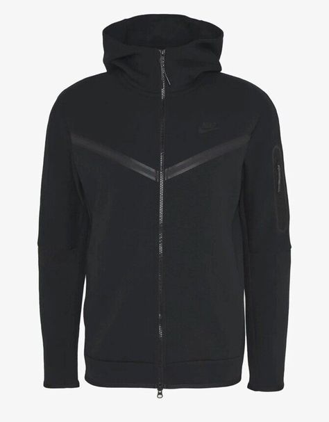 Niketechfleece Black, Black Polo Outfit Men, Black Polo Outfit, Nike Tech Sweater, Basketball Activities, Polo Outfit Men, Dr Wardrobe, Nike Sportswear Tech Fleece, Polo Outfit