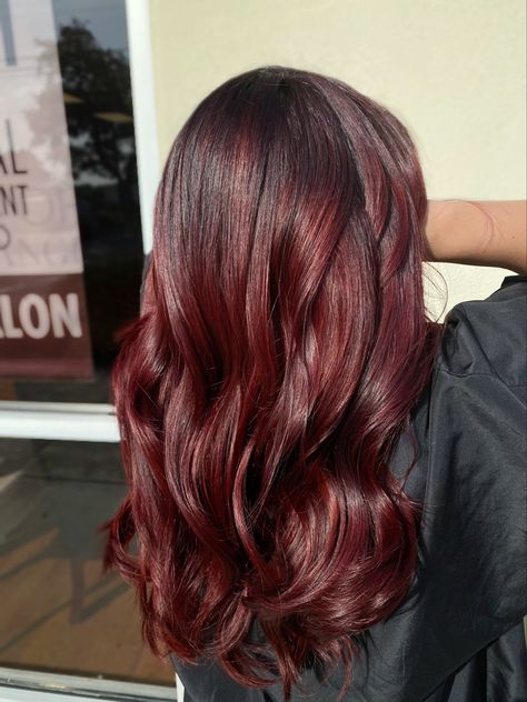 Blended Red Brown Hair, Red Hair On Brunettes, Brunette Hair To Red, Burgundy Red Hair Balayage, Red Color On Dark Hair, Red Hair With Darker Roots, Balayage Hair Dark Red, Dark Red Hair Dark Roots, Red Balayage Dark Hair