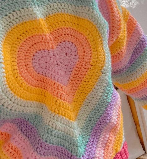 Love On Tour Crochet, Crochet Unicorn Blanket, Sweater Patterns, Mode Turban, Mode Crochet, Crochet Design Pattern, Crochet Fashion Patterns, Fun Crochet Projects, Modern Crochet