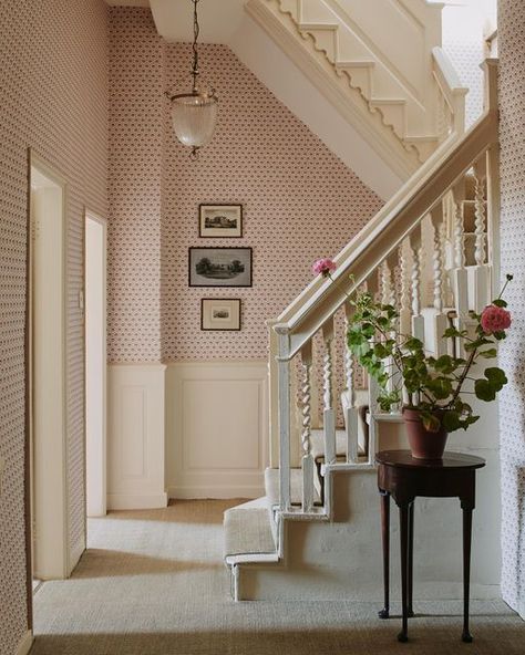 Carlos Sánchez-García on Instagram: "A view of my recent country house project as featured in the current Jan 23 issue of @houseandgardenuk Photograph by @horwoodphoto" Grand Spiral Staircase, Norfolk House, 18th Century House, Queen Anne House, Open Staircase, Relaxation Room, Spiral Staircase, Decoration Inspiration, House Garden