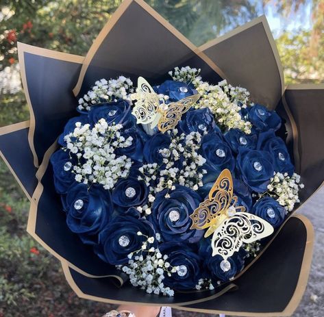 Quinceanera Flower Bouquet Blue, Blue Ribbon Flower Bouquet, Dark Blue Roses Bouquet, Blue Eternal Rose Bouquet, Royal Blue Ramo, Blue And White Roses Bouquet, Blue Roses Bouquet Gift, Royal Blue And Gold Bouquet, Royal Blue Flower Bouquet