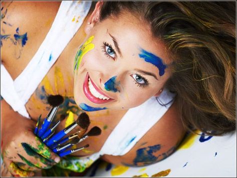 Senior Picture Ideas, Senior Pictures, Picture Ideas, Art Studio, For Girls, Paint, Art