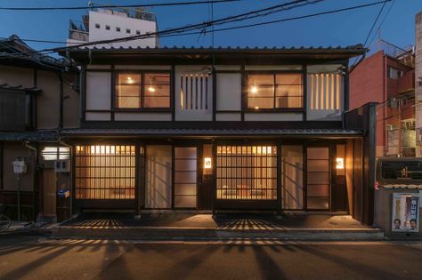 Stay in a Historic Japanese Townhouse in Kyoto That Was Saved From Ruin - Photo 1 of 15 - Kyoto House Japanese Style, Japanese Apartment Building, Japanese Townhouse, Japanese Resort, Japanese House Exterior, Architecture Japan, Apartment Front, Modern Japanese House, Simple Apartments