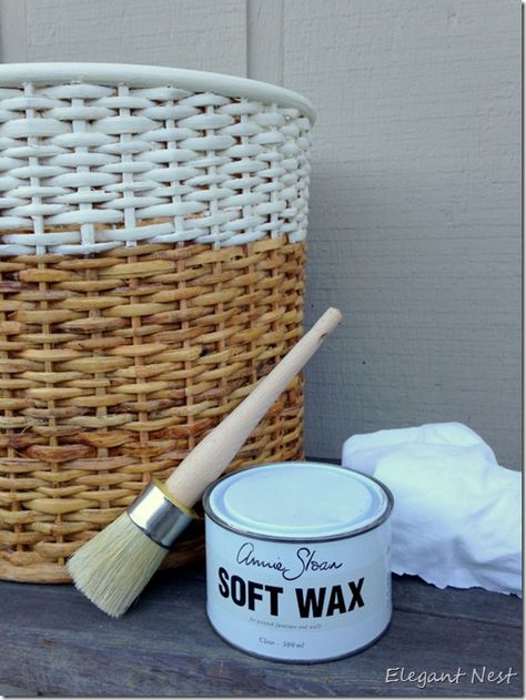 Annie Sloan Chalk Paint in Old White: How to Paint a Basket... Painting A Basket, How To Paint A Basket, Painting Baskets Ideas, How To Paint Baskets, Paint A Basket, Painted Baskets, Paint Tips, Chalk Paint Projects, Chalk Painting