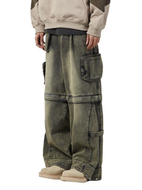 It is a casual pants that is designed based on fatigue pant and cargo pant design. The pant is made of salt-washed, tinned, and brushed denim. The pant has asymmetric side pocket design, and the bottom of the pant is detachable so that the pant is wearable as both shorts and pants.- Side pockets- Bio-washed- Hammer loop- Silhouette adjusting snap buttons Outfit Ideas Men Korean, Streetwear Fashion Pants, Fishing Pants, Pant Design, Classy Fits, Concept Clothing, Crazy Outfits, Guys Clothing Styles, Mens Outfit Inspiration