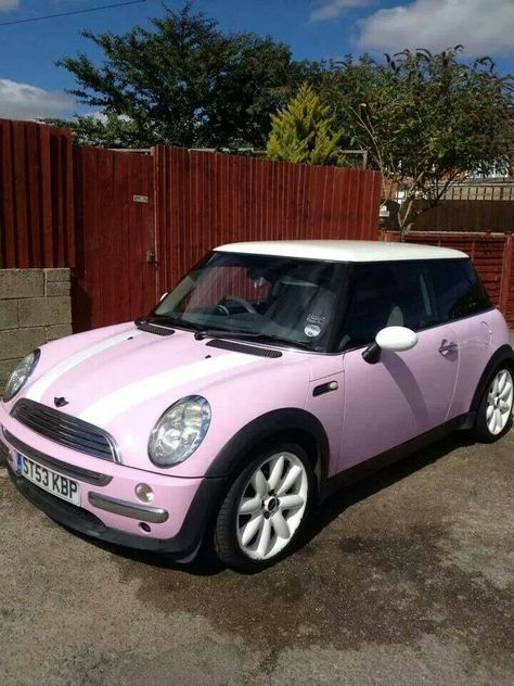 I soooo want this car!! Idk Cars, Pink Mini Cooper, Pink Mini Coopers, Black Mini Cooper, Car Aesthetics, Car Deco, Dream Future, Beetle Car, Mini Coopers