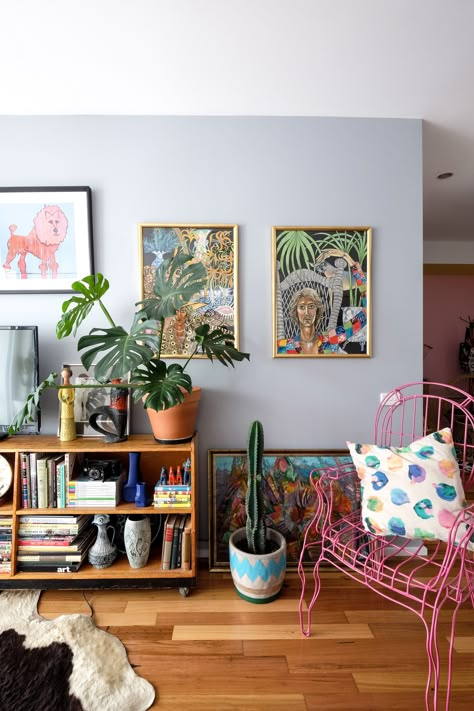 Trish found this sideboard, a '60s primary school library trolley, on the side of the road. Interior Elevation, Grey Furniture Living Room, Library Living Room, Lots Of Plants, Floor Paint, Hiasan Bilik Tidur, Interior Design Per La Casa, Decor Eclectic, Maximalism