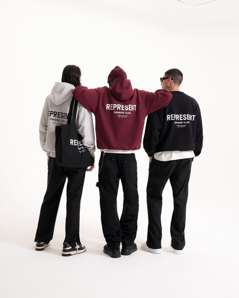 Group Merch Photoshoot, Hoodie Shoot Ideas, Poses With Hoodies, Clothing Brand Studio Shoot, Clothing Brand Photo Shoot Ideas, Streetwear Photoshoot Ideas Studio, Streetwear Studio Shoot, Hoodies Photoshoot Ideas, Merchandise Photoshoot Ideas