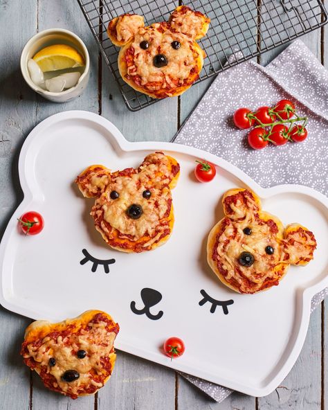 Teddy Bears Picnic Food, Picnic Food Kids, Smores Ideas, Baby Bear Birthday Party, Teddy Bear Picnic Birthday Party, Teddy Bear Birthday Party, Picnic Cake, Bear Recipes, Picnic Birthday Party