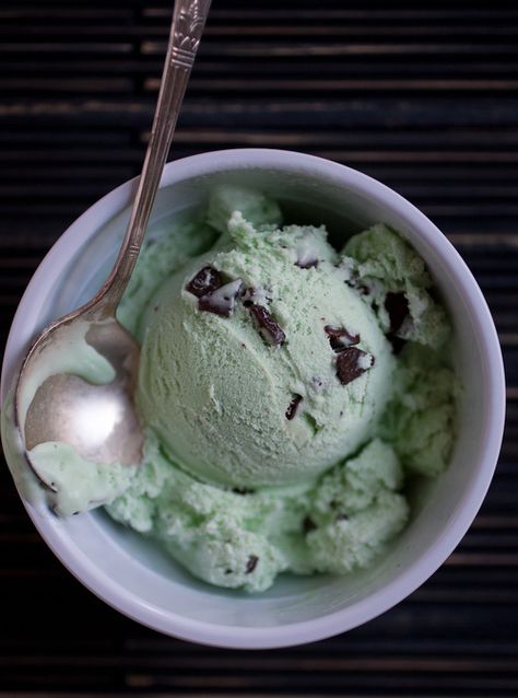 mint chocolate chip > Icebox Cakes, Mint Chocolate Ice Cream, Mint Chocolate Chip Ice Cream, Mint Ice Cream, Chocolate Chip Ice Cream, Yennefer Of Vengerberg, Cream Cakes, I Love Chocolate, Mint Chocolate Chips