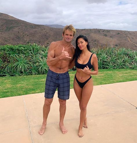 Nicole Scherzinger shows off tiny waist and washboard abs in high-waisted black bikini | HELLO! Group Workout, Thom Evans, Saturday Workout, Sunday Pictures, Toned Physique, Nicole Scherzinger, Dance Routines, Stay In Shape, Intense Workout