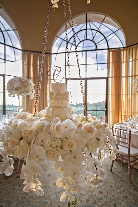 Suspended Wedding Cake, Wedding Cake Display, Enchanted Florist, Flower Base, Cake Table Decorations, Wedding Cake Table, Cake Display, Wedding Cake Inspiration, Beautiful Wedding Cakes